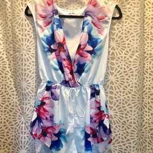 TOBI floral romper with tassel